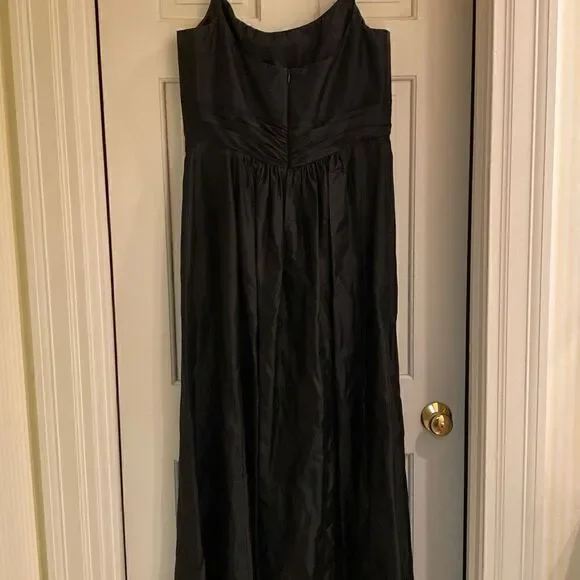 Badgley Mischka size 14 long black evening gown